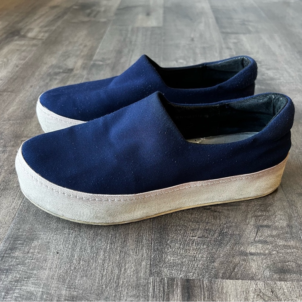 Opening Ceremony Womens Slip On Blue Platform Shoes Sneakers Size 9.5